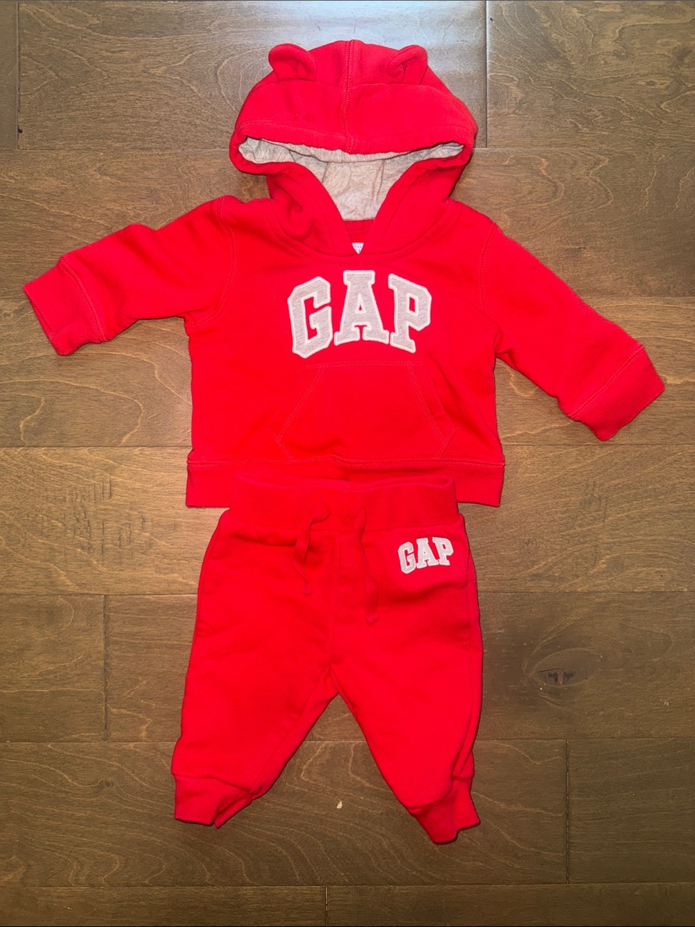 GAP Bright Red Hooded Sweatshirt and Joggers Set